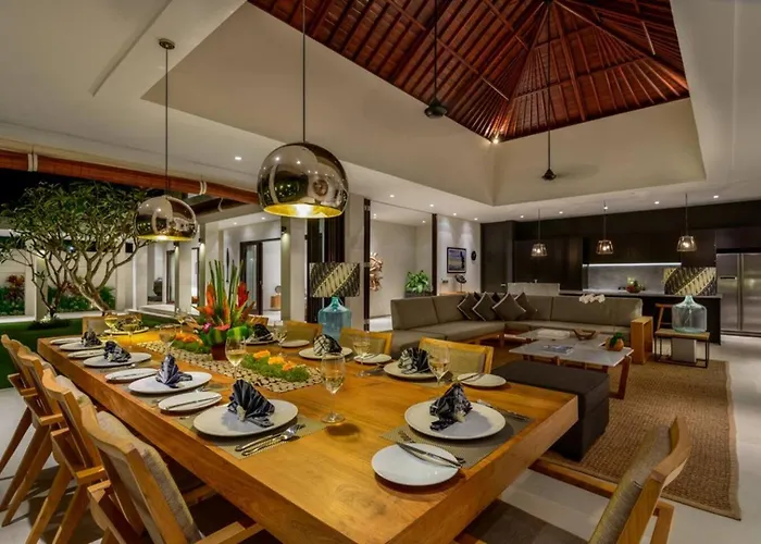 The Maya, Stunning 4br Family Villa Canggu