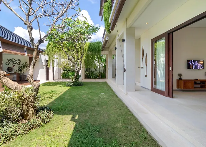 The Maya, Stunning 4br Family Villa Canggu